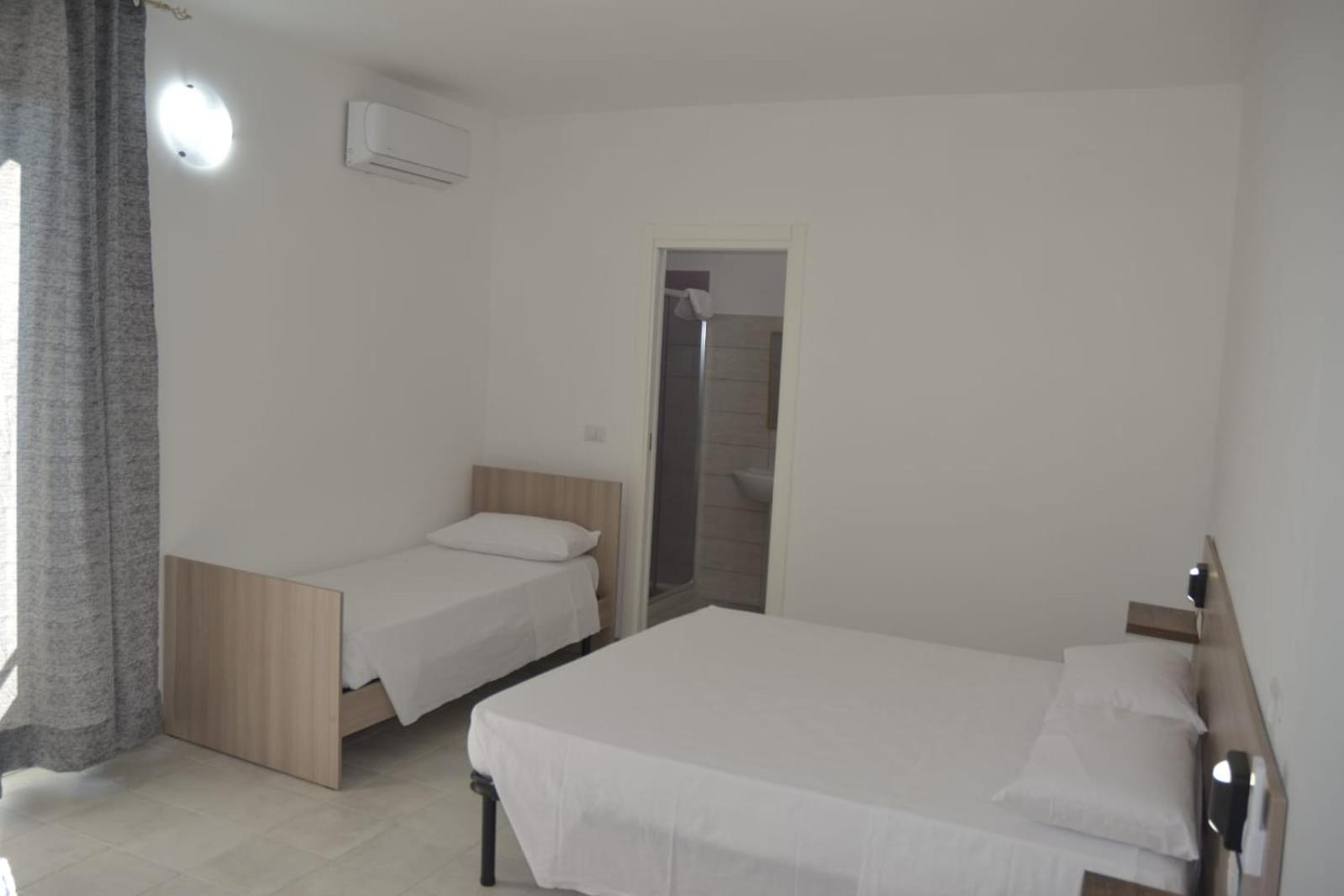 איסקיטלה Villa Uria Monolocali Con E Senza Angolo Cottura מראה חיצוני תמונה